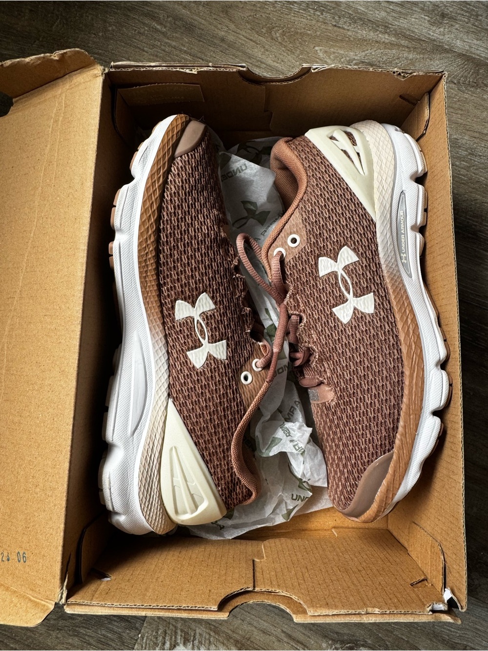 Under Armour Charged Gemini 2020 Pink/Brown Mesh Athletic Sneakers